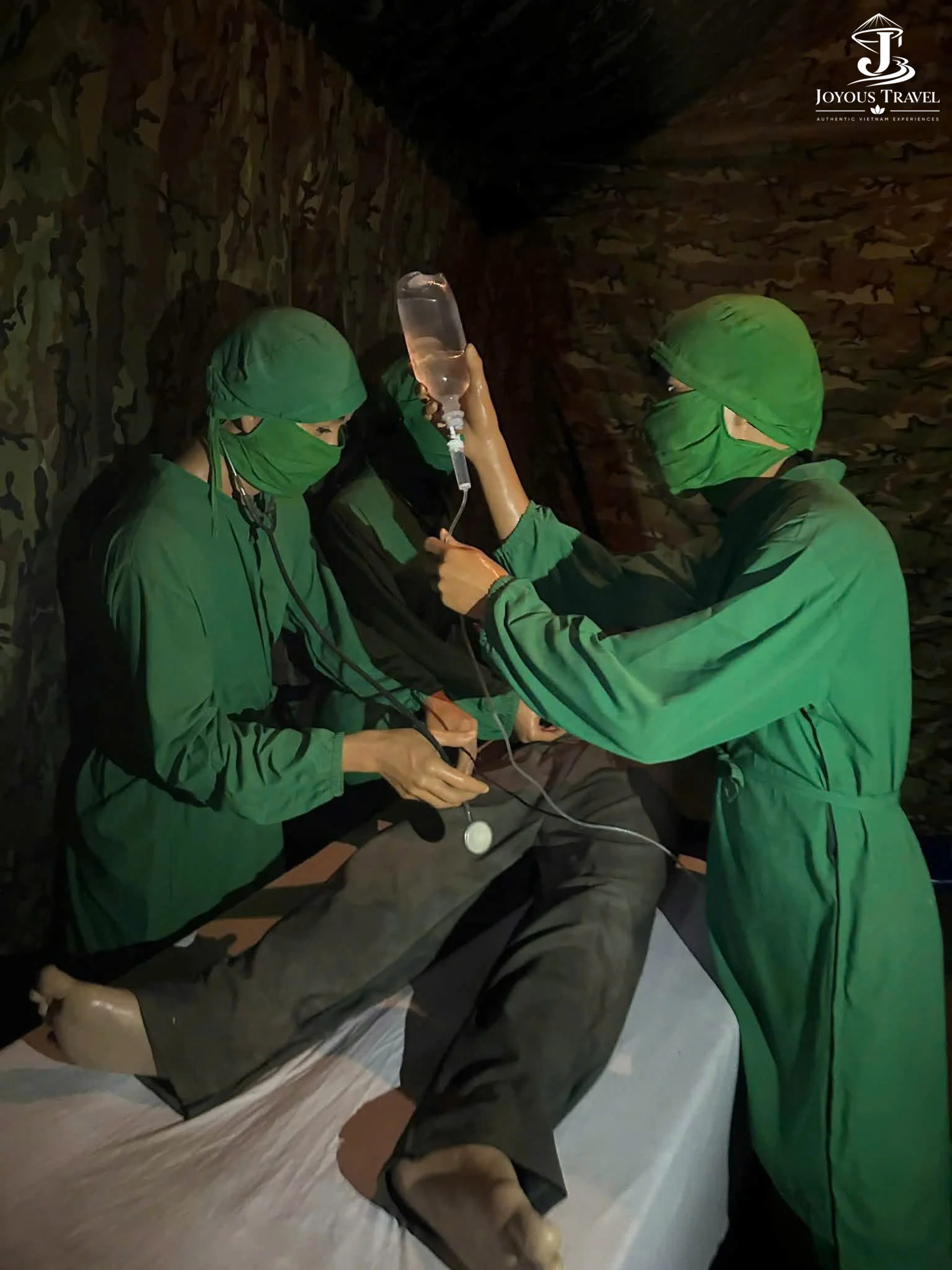 cu-chi-tunnels-underground-tunnel-copy