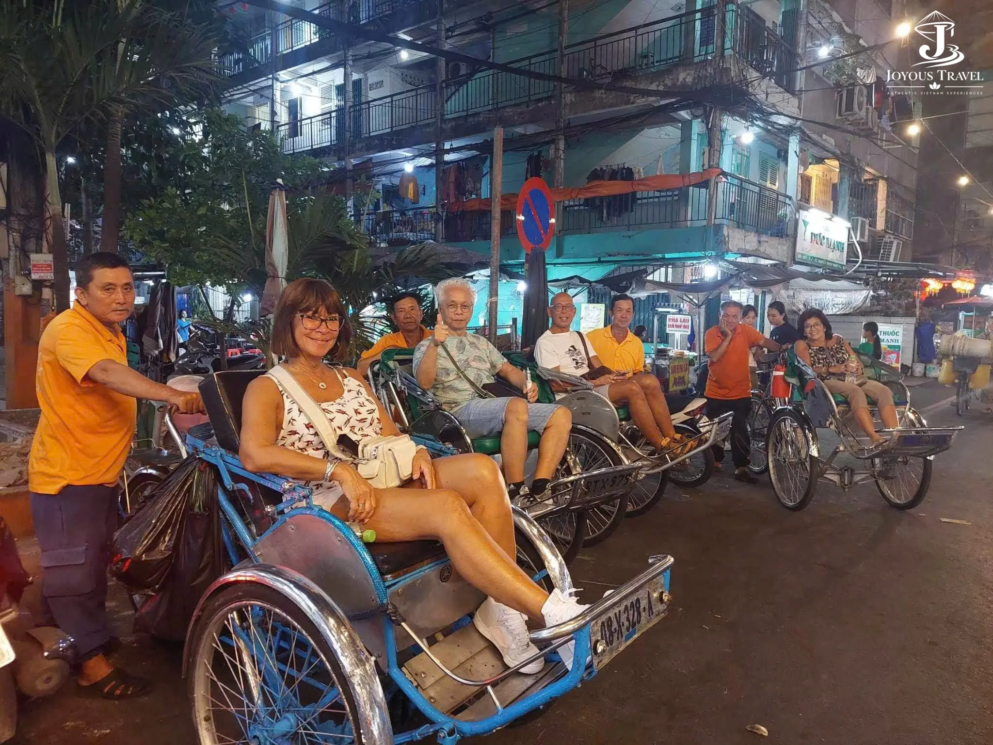 saigon-foodie-tour-by-cyclo